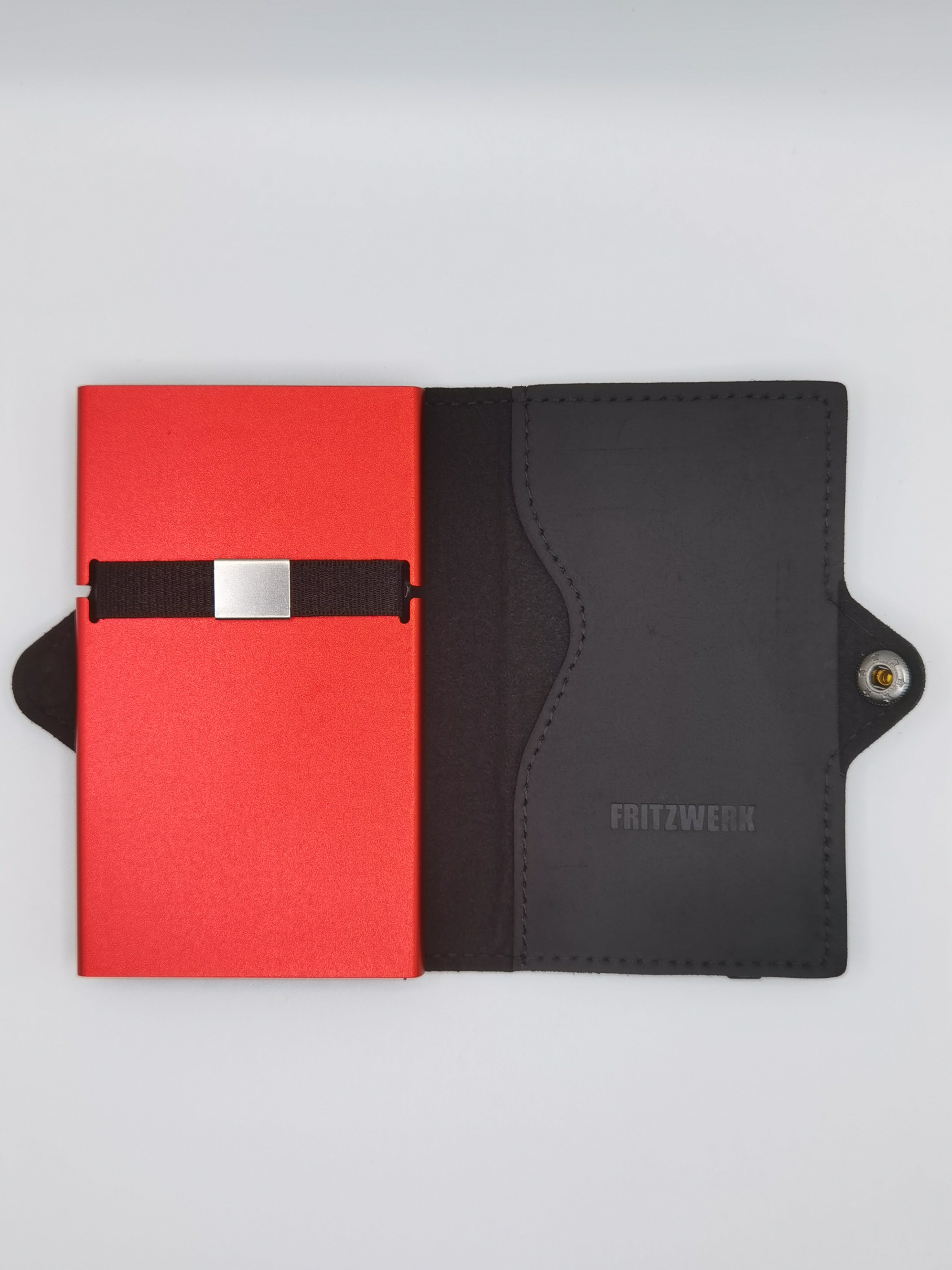 FRITZWERK Slim Fritz - Premium Business Wallet Echtleder Schwarz roter Cardholder Portmonee Geldbörse Kreditkartenetui A++